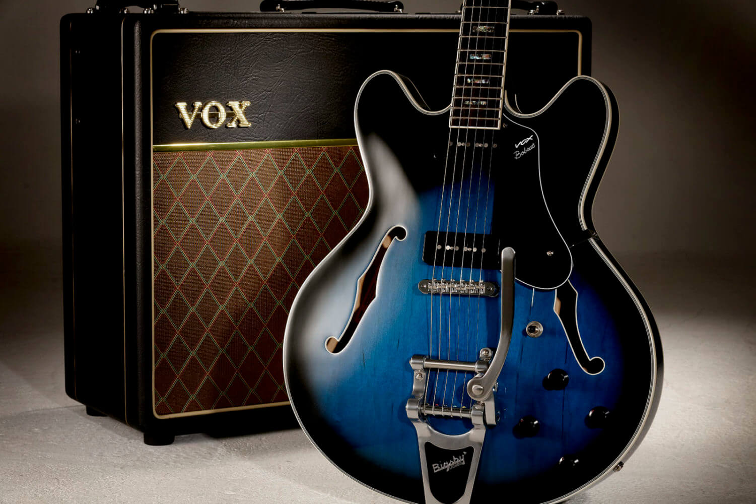 Bobcat V90 with Bigsby - Vox Amps