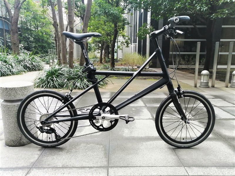 カスタムベースとしても最適なtyrell “srv” | VelostyleTICKET