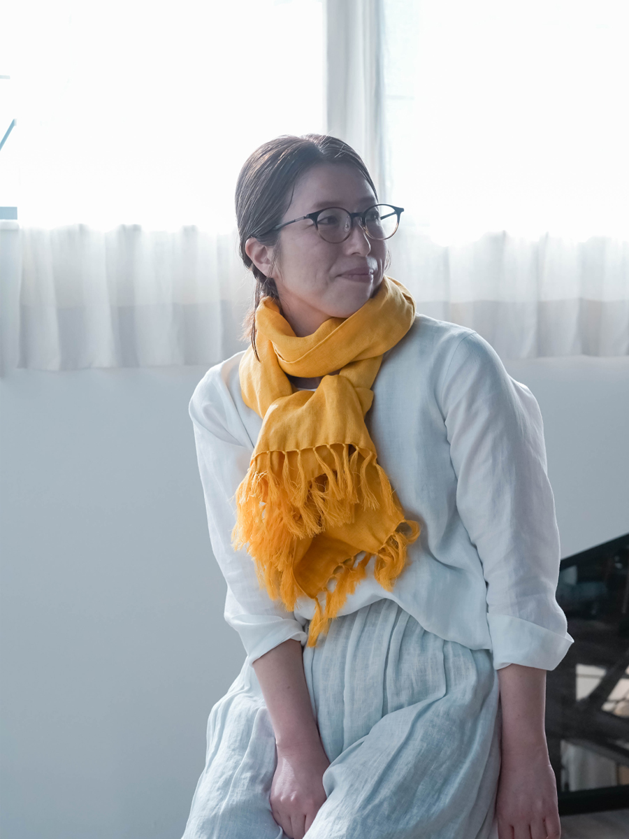 ふわっとやわらかい Wガーゼのリネンストール 手ほぐしフリンジ