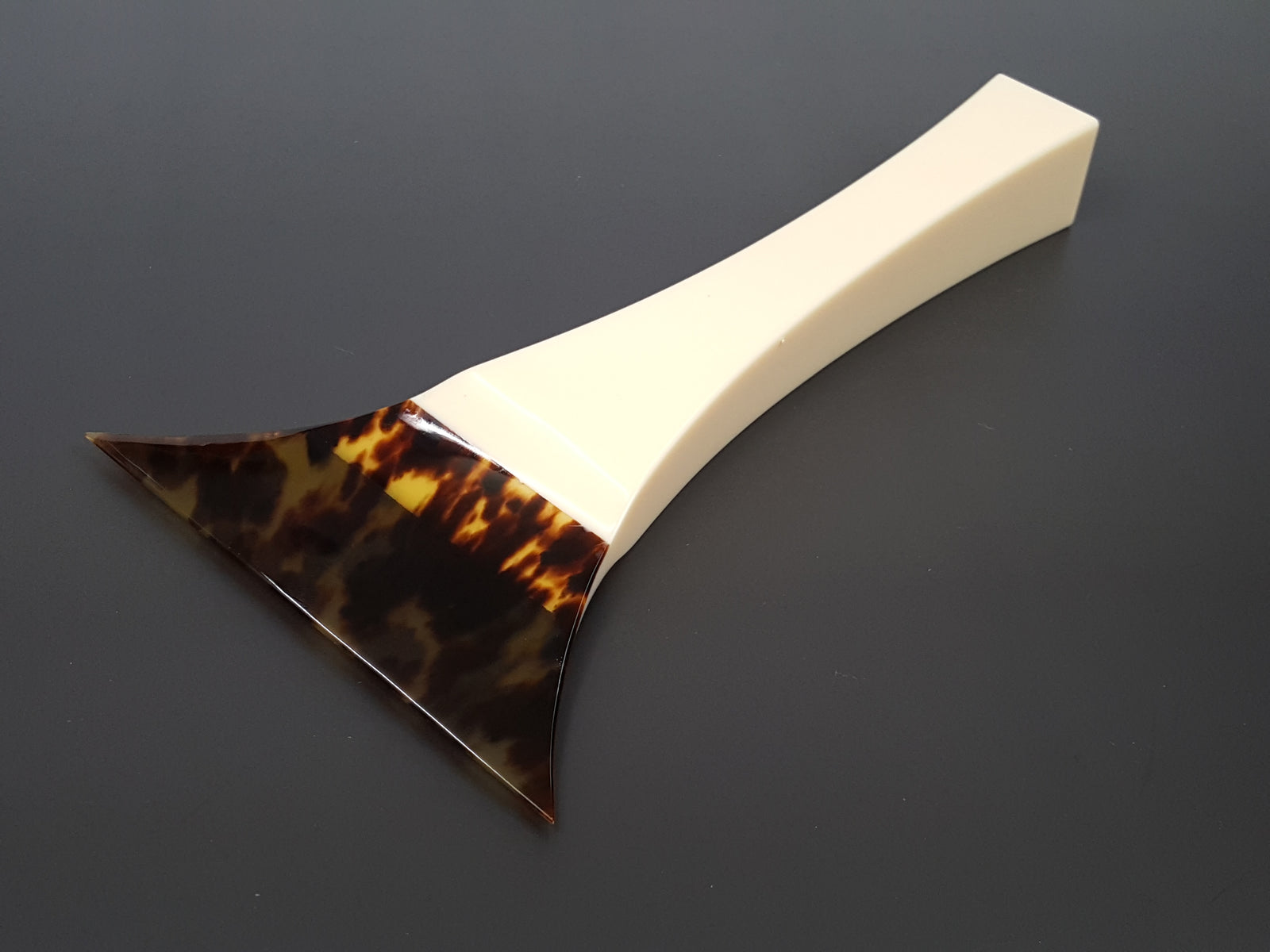 厳選中古品】地唄三味線用 鼈甲撥 七五 JBATI016 | 和楽器市場·新館