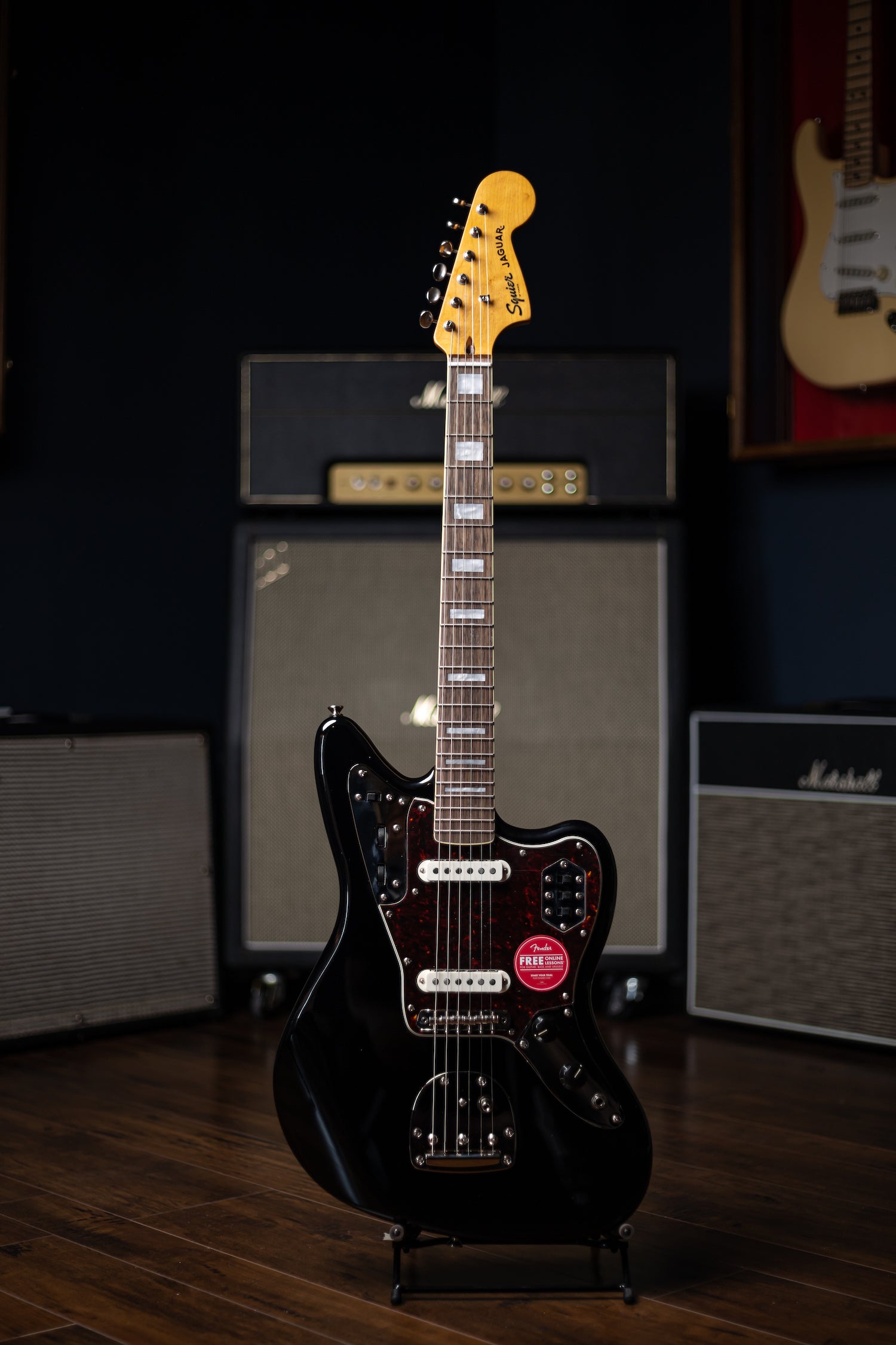 Squier Classic Vibe '70s Jaguar Electric Guitar - Black – Walt