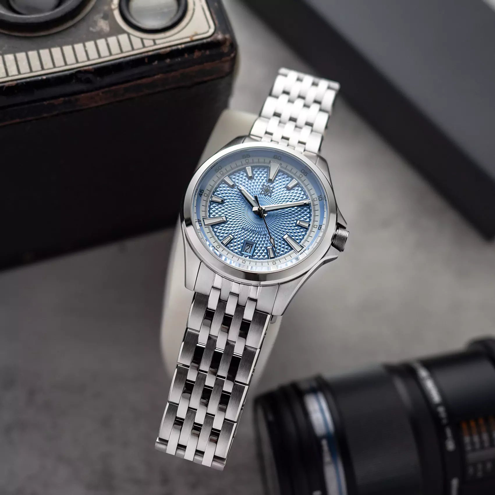 Second Hour - The Mandala Mk3 - Silver Blue