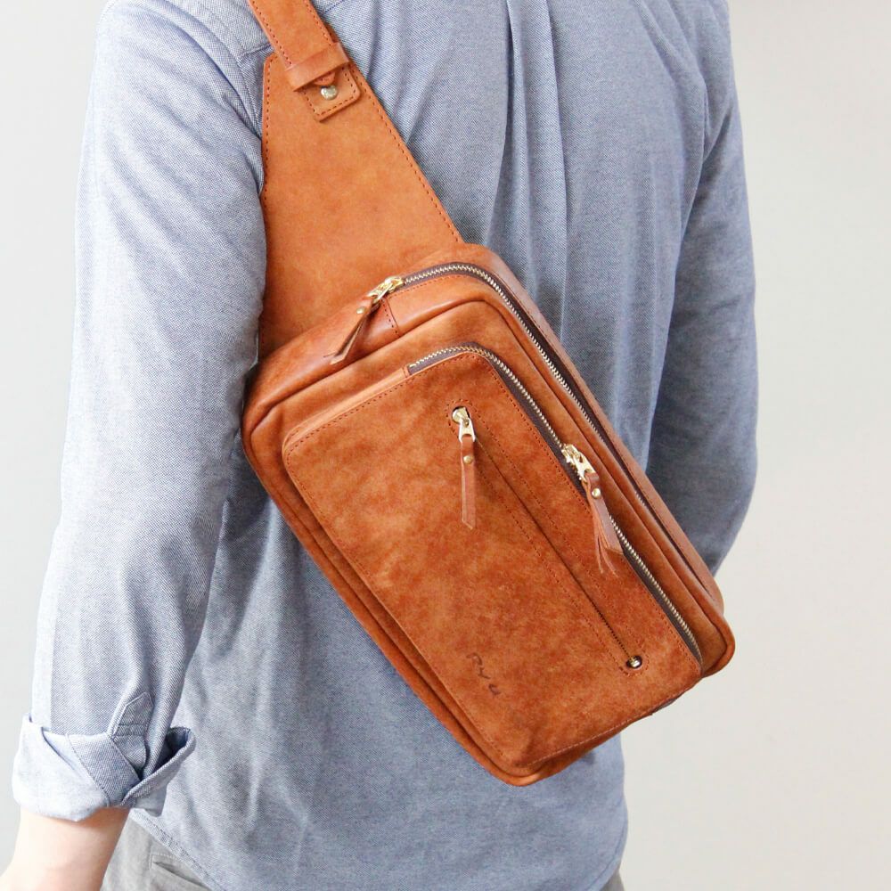 Ryu] SQUARE BODY BAG | Ryu(リュウ)公式ECサイト／Wath'z