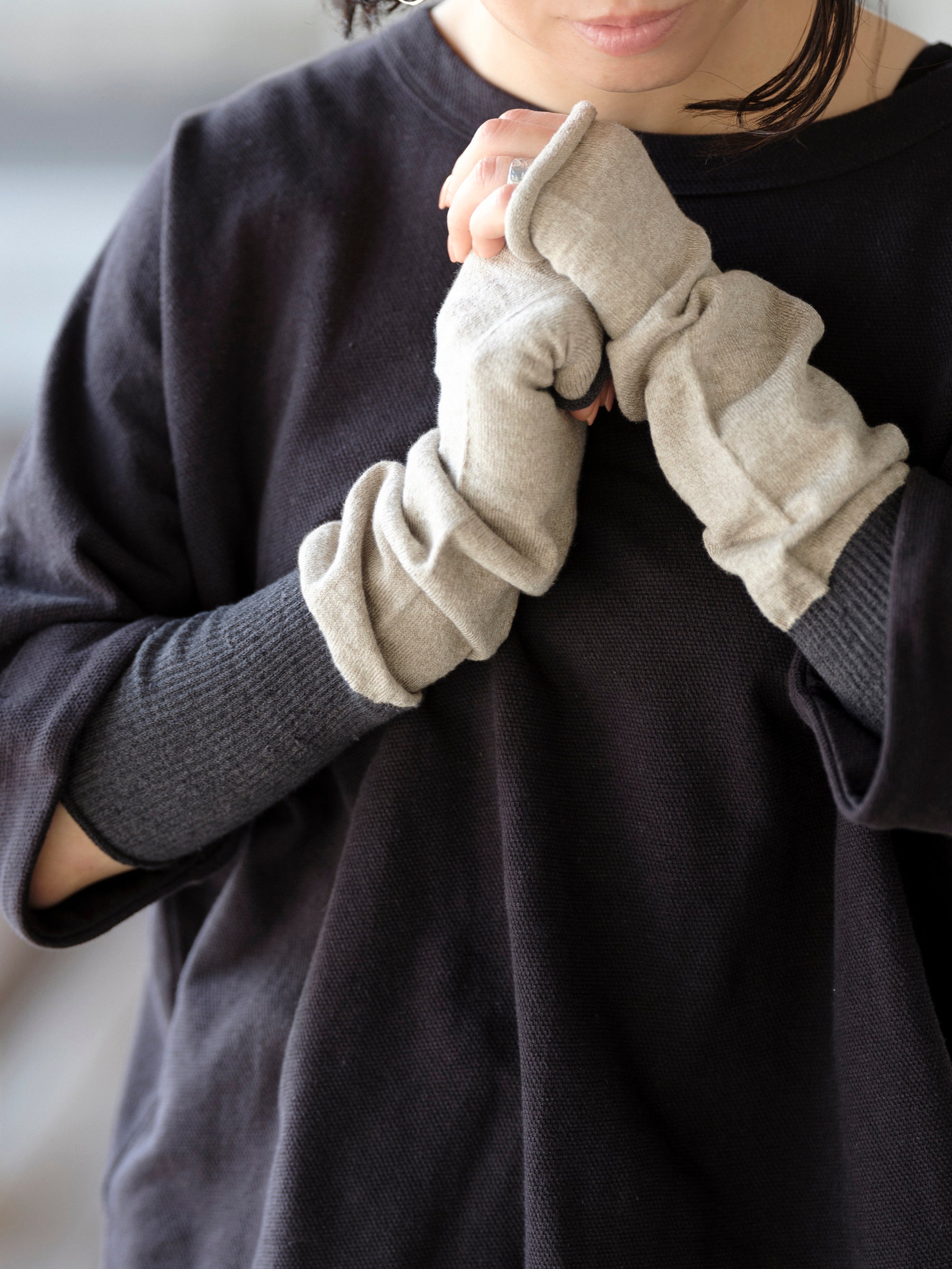 サラサラのUVカットアームカバー｜わざわざオリジナル