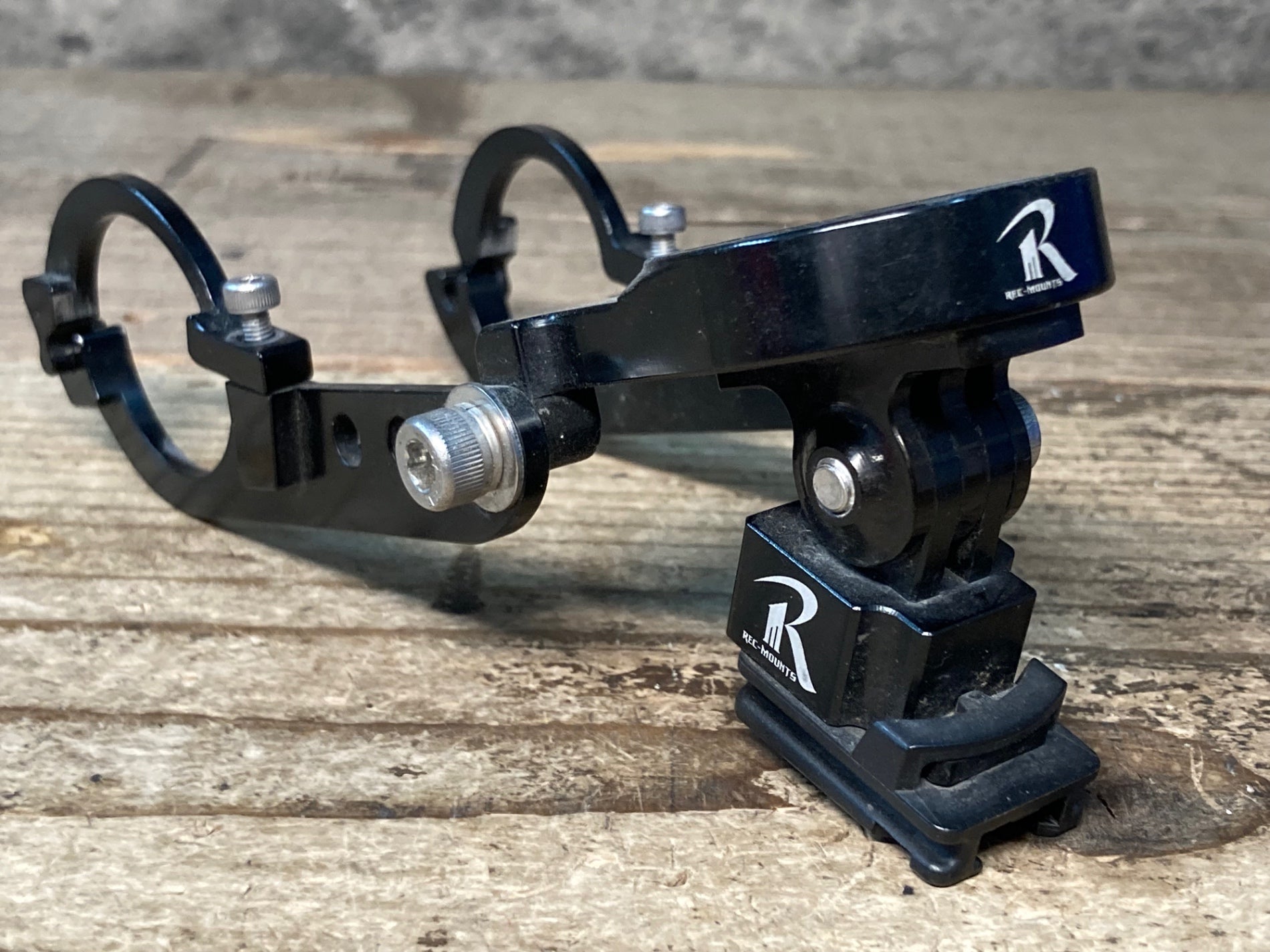 JK949 レックマウント Rec-Mounts 両持 サイコンマウント Φ31.8 GARMIN