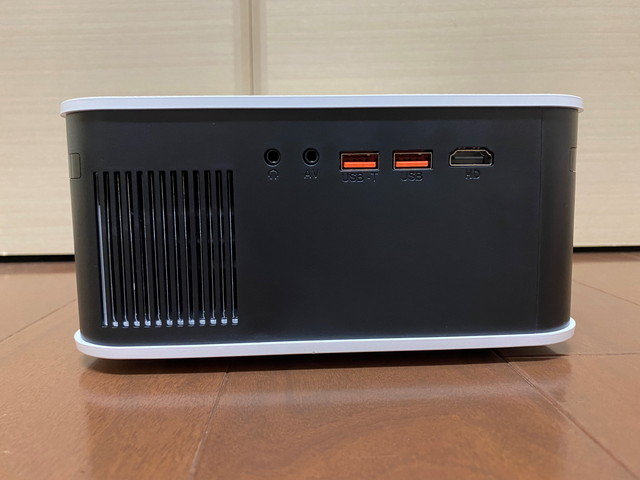 Wi-Fi6に対応し450ANSIルーメンでしっかり明るい「YABER Pro V8」は高