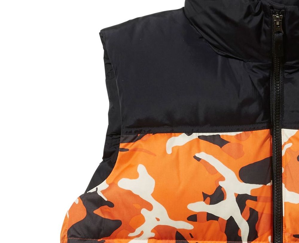 ザ・ノース・フェイス「ヌプシベスト」がド派手に変身！ オレンジ迷彩