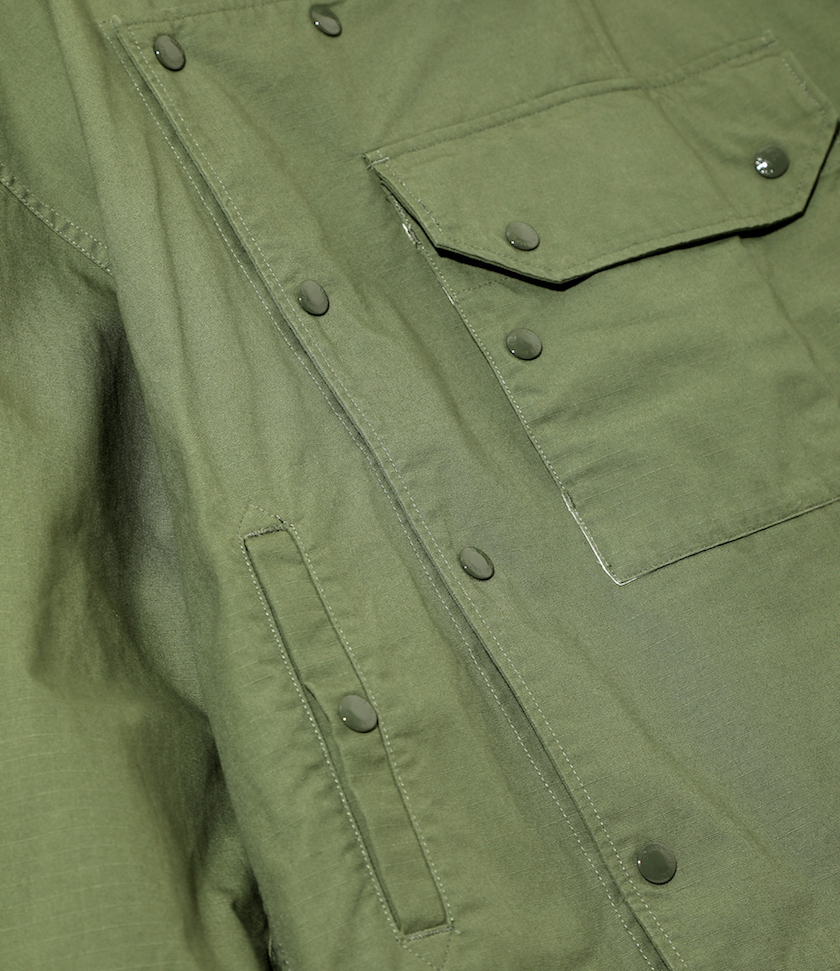 エンジニアド ガーメンツが現代的に再構築した、軽量モーターサイクル