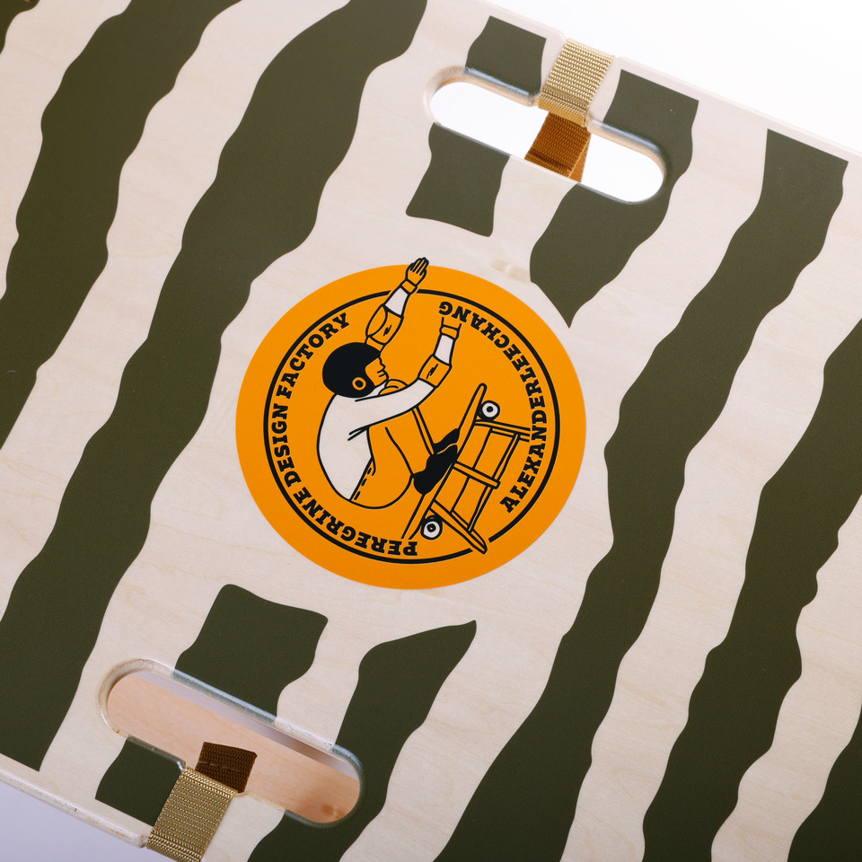 大人気！ペレグリン×リーチャンのコラボテーブルに新作。今年はトラ柄