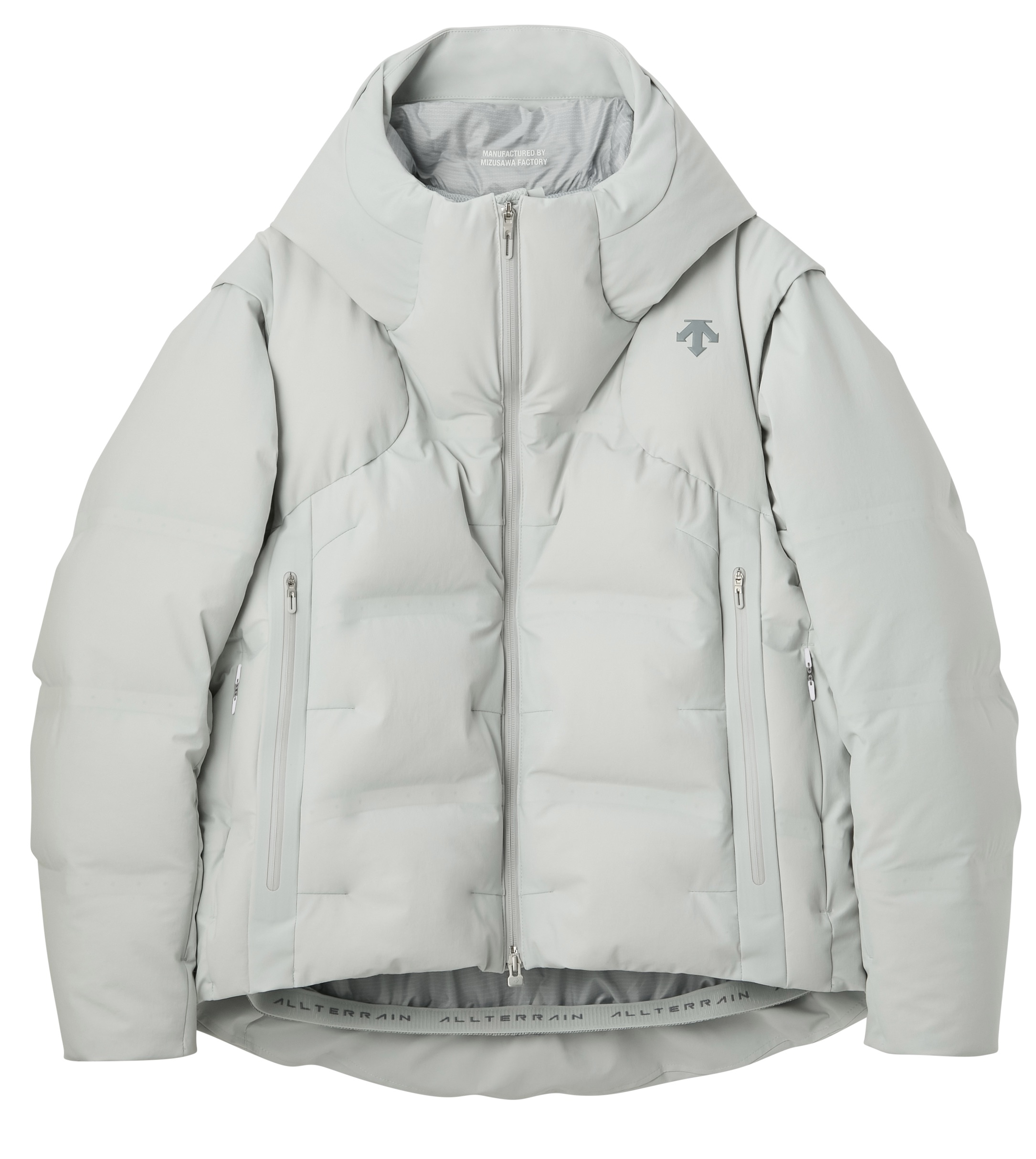 デサント オルテラインが放つ水沢ダウンの新作第4弾は、2Way仕様と