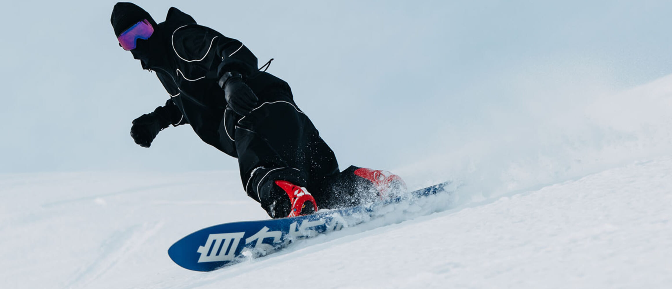 バートンから、特別仕様のグラフィックが入ったスノーボード