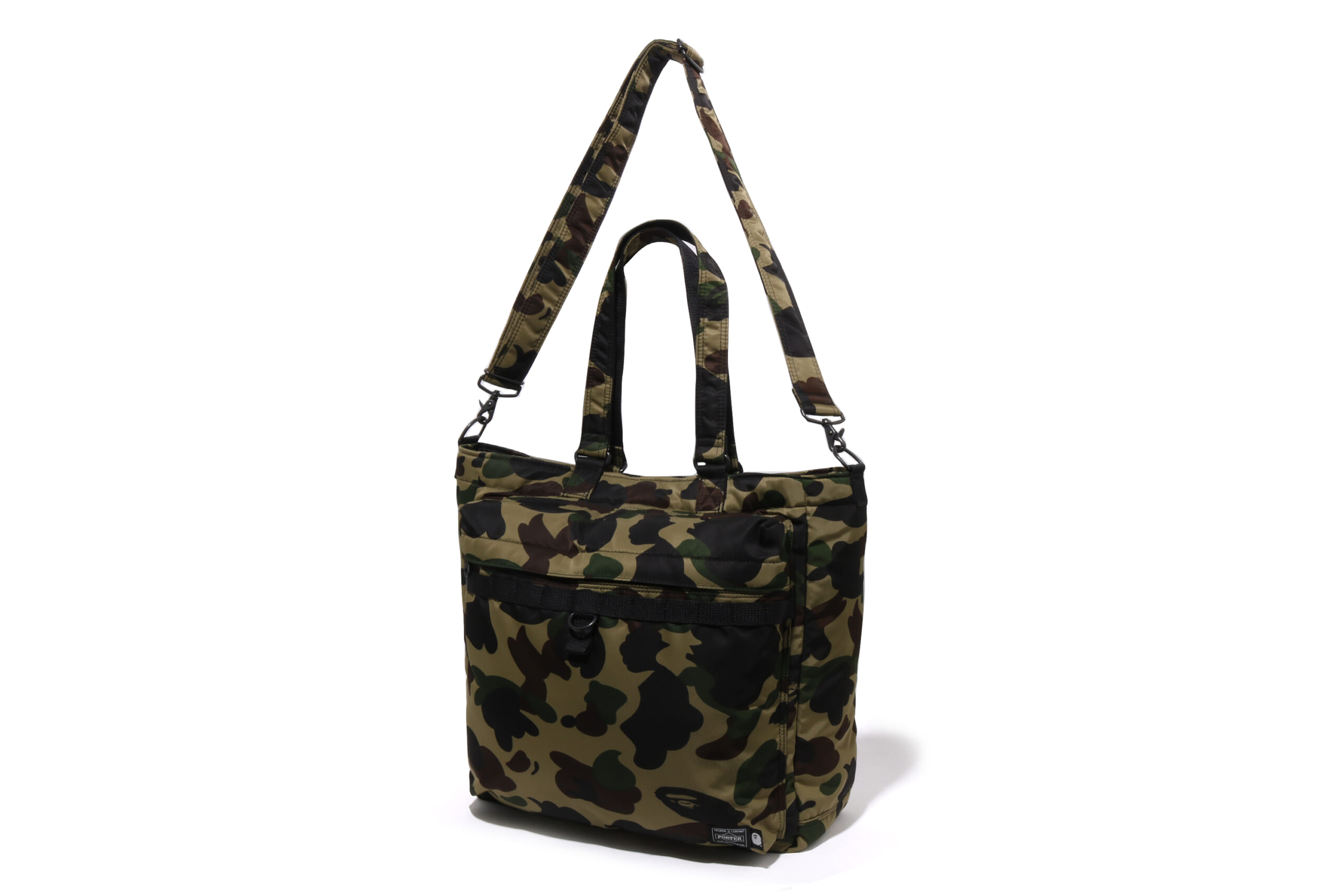 ア ベイシング エイプとポーターの高支持率コラボ、お馴染みカモを採用