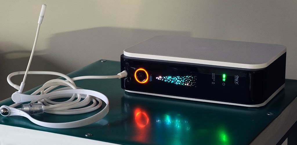 世界初、持ち運べる高濃度酸素発生器独自吸着ポンプと脱着カートリッジ