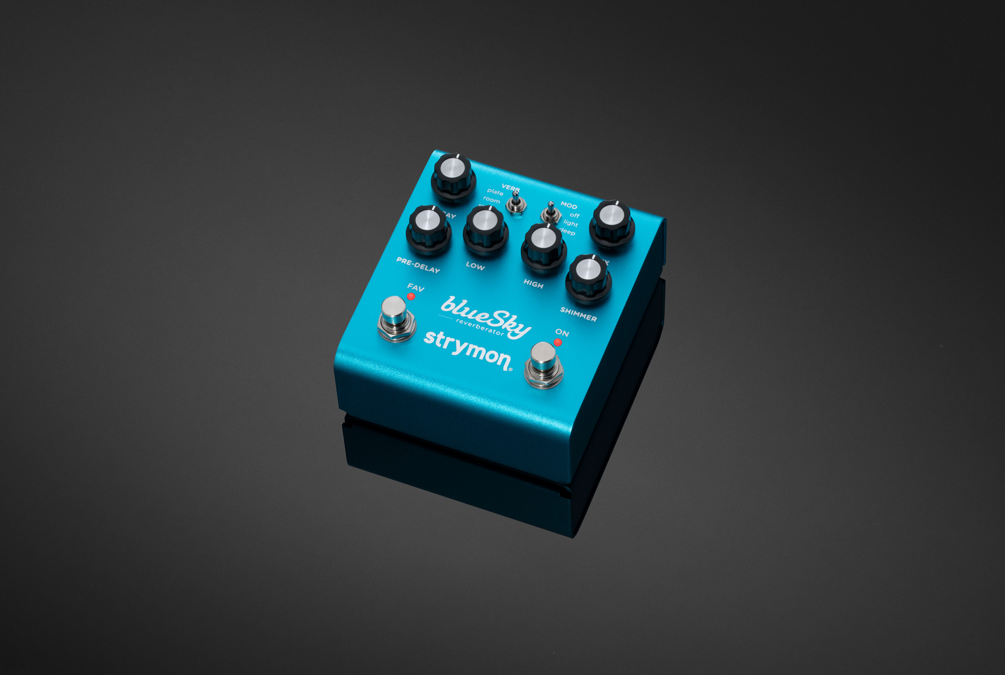 Strymon blueSky V2 - Reverb that drips and slips baby!