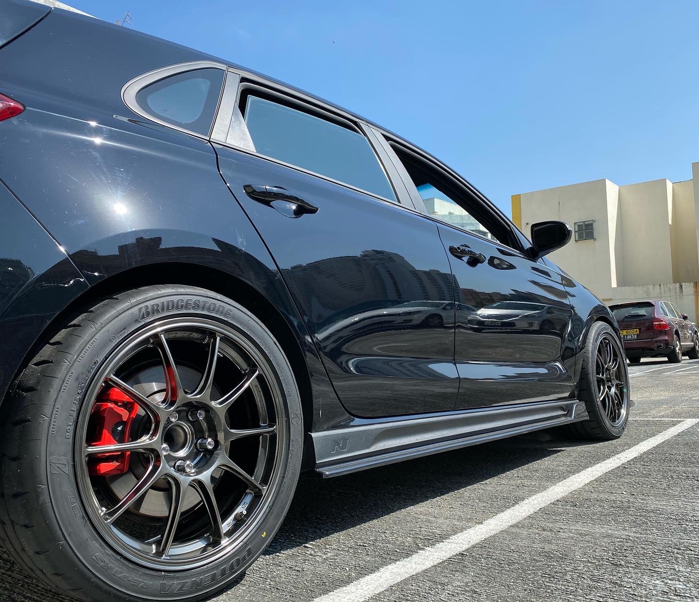 Hyundai i30N Black WedsSport TC105X | Wheel Front