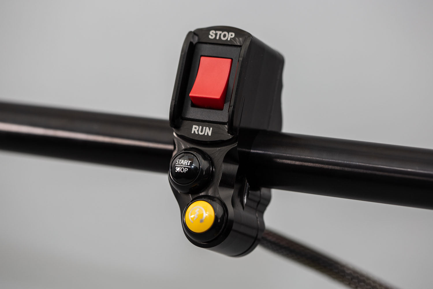 49-0106R_OnBar_1500x.jpg?v=