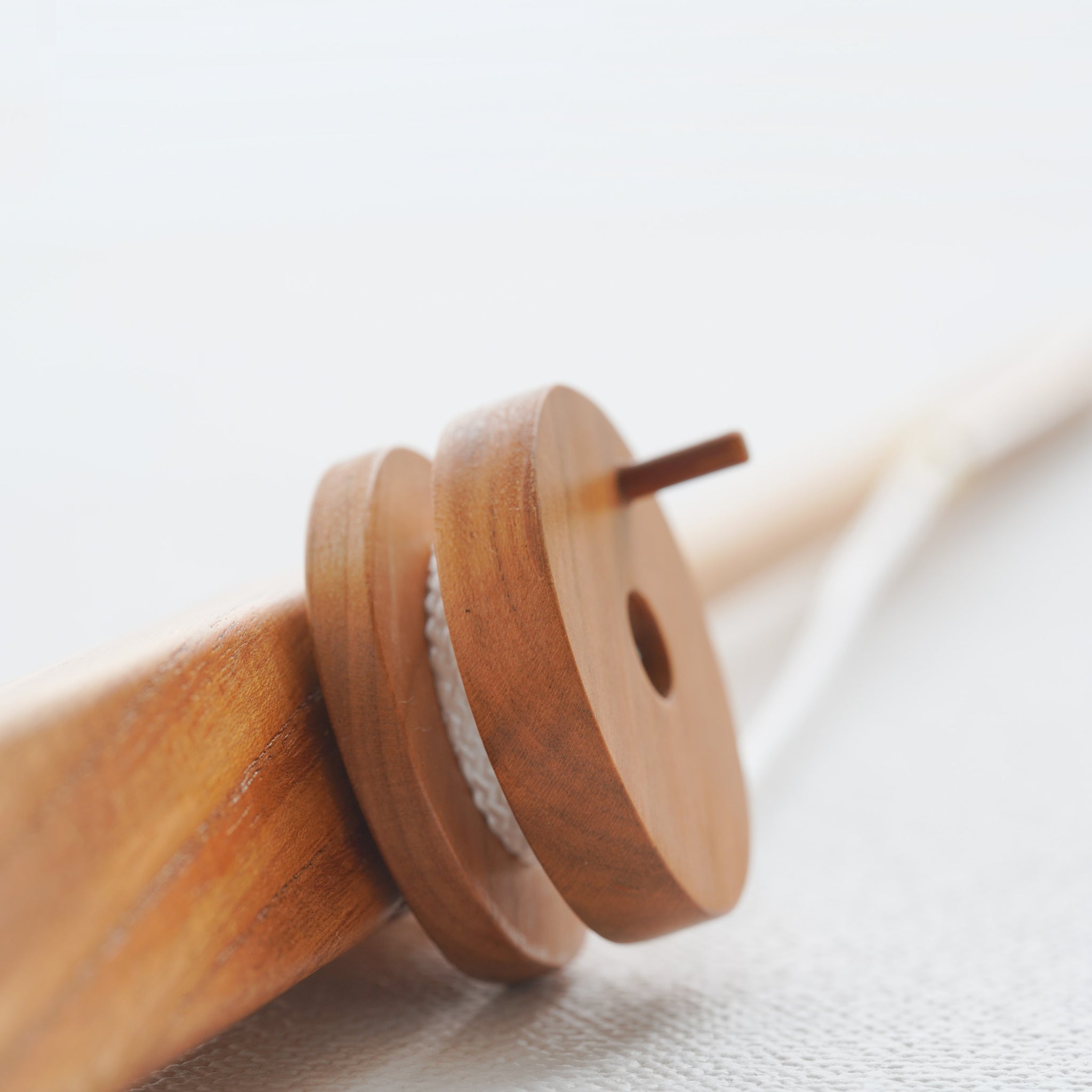 船に乗って、さあ！釣りに出掛けよう 釣りの木のおもちゃ – なかよし