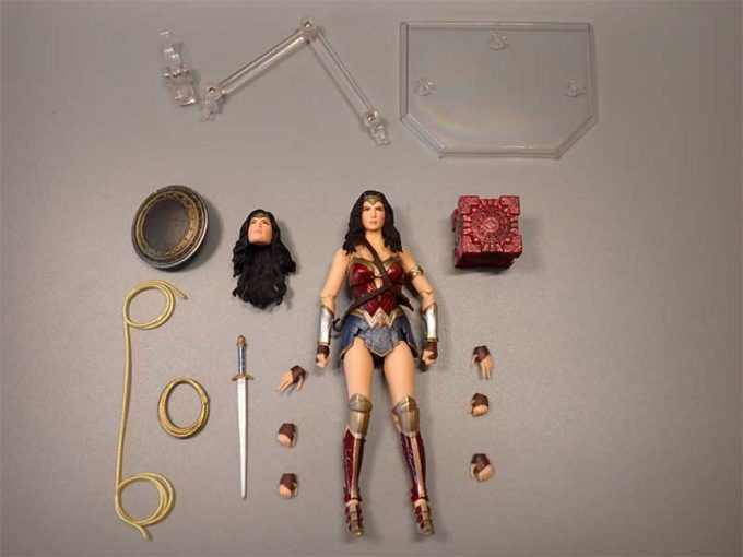 MAFEX ワンダーウーマン（ジャスティスリーグ）感想 | ウォルクラフト