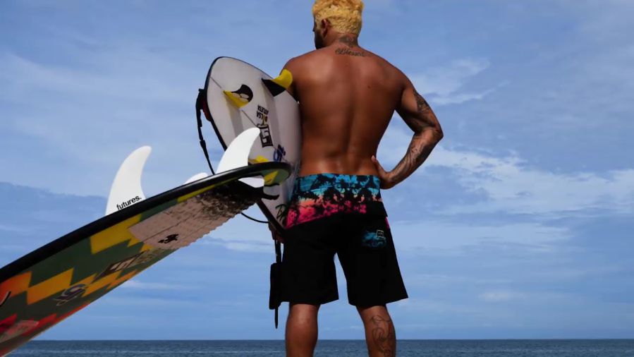 CT初戦キャンセルで急遽ハワイへ！イタロ・フェレイラのフリーサーフ