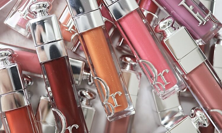 ディオールの「アディクト リップ マキシマイザー」全色スウォッチ