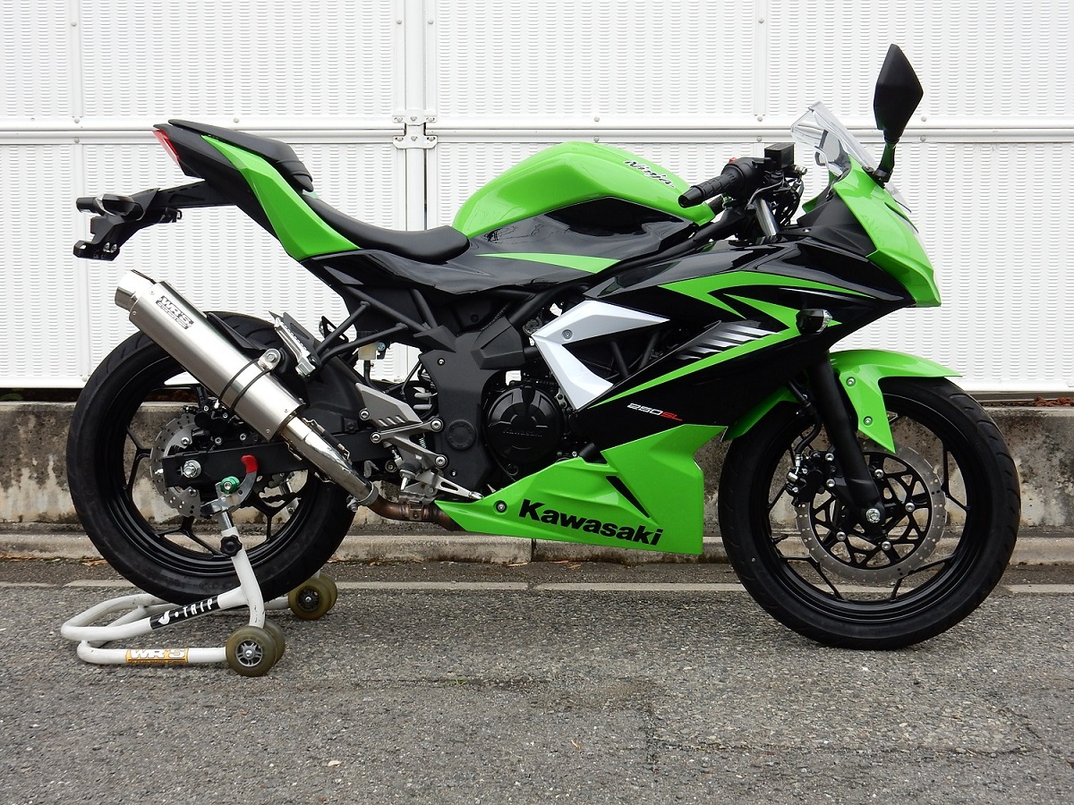 Ninja250SL/ABS【JBK-BX250A】SLIP-ON ※在庫限りで販売終了予定