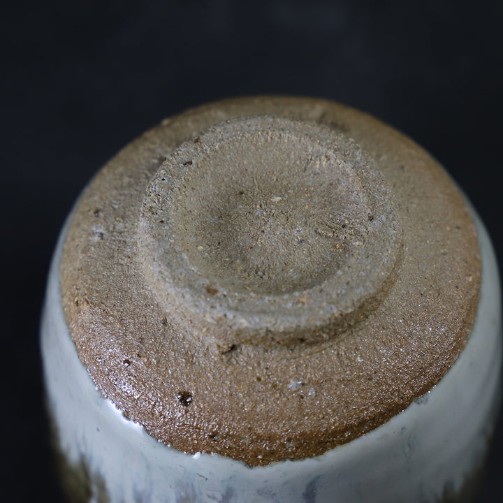 十四代中里太郎右衛門 作 斑唐津皮鯨ぐい呑 – ギャラリー一番館