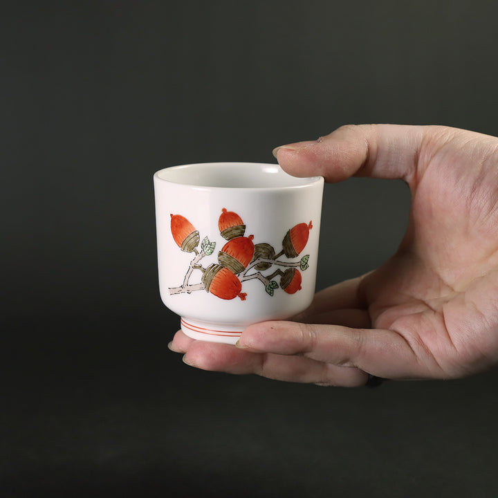 十五代酒井田柿右衛門 作 濁手団栗文ぐい呑 – ギャラリー一番館