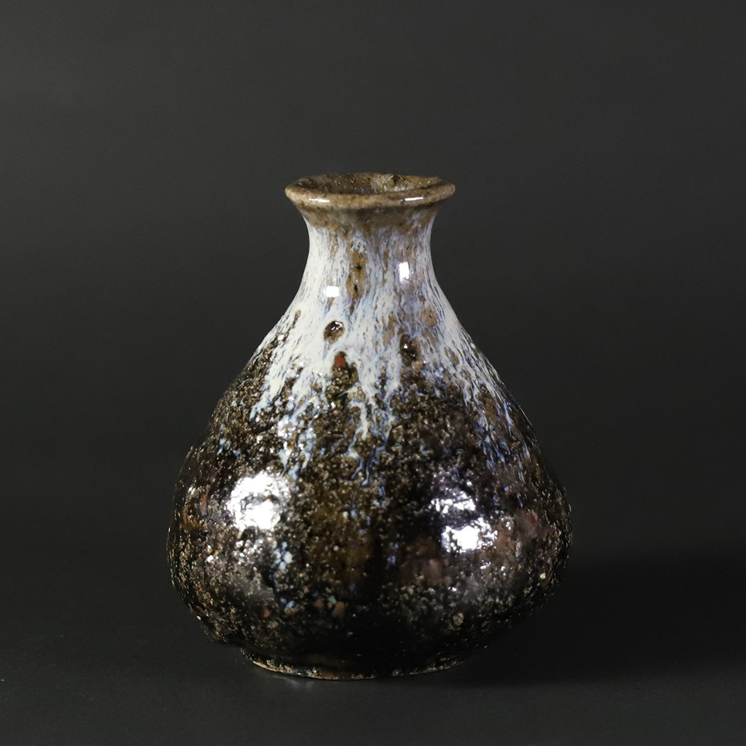 丸田宗彦 作 朝鮮唐津徳利 – ギャラリー一番館オンラインショップ