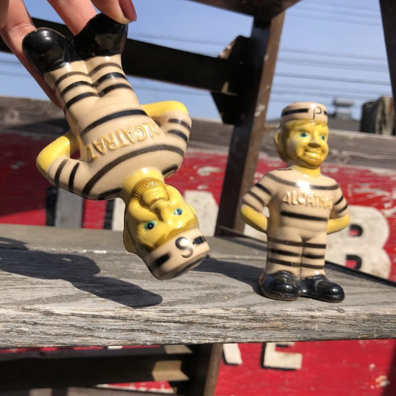 Vintage Alcatraz Souvenir Inmate Prisoners Salt & Pepper Shakers