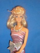 日本仕様のバービーとお洋服