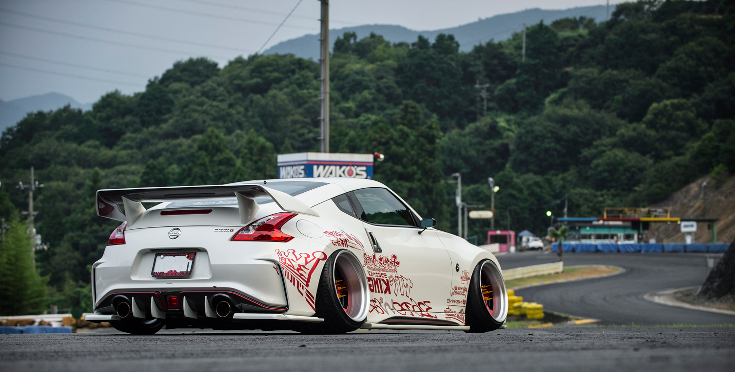 満力ウイング】 Z34/370Z専用品（ロゴ有り） 商品詳細 広島県東広島市