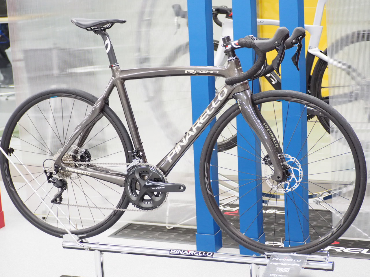 PINARELLO (ピナレロ) RAZHA(ラザ) DISC 105 メカニカル 11s完成車