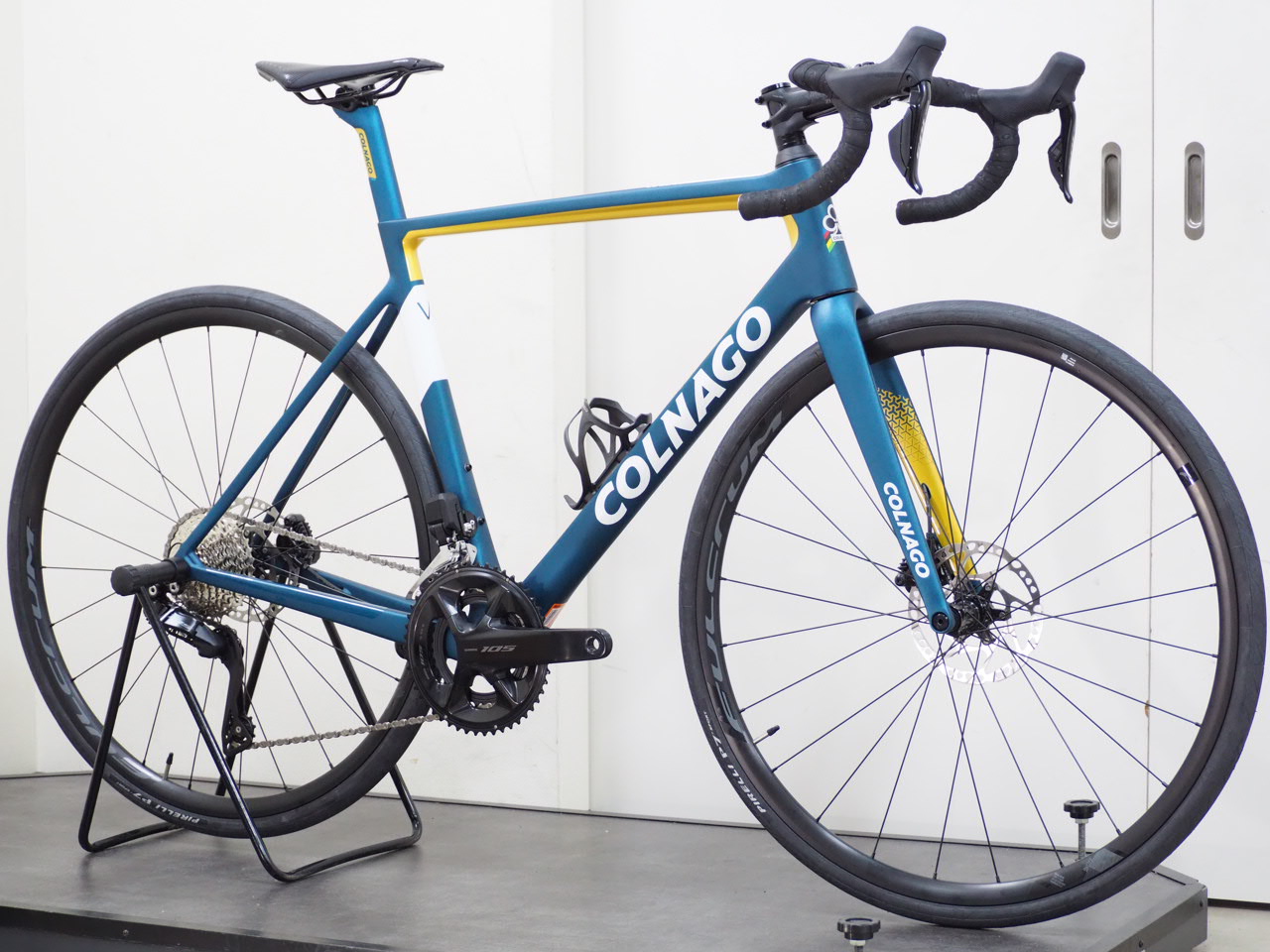 特価】COLNAGO(コルナゴ) V3 105 Di2完成車 2023 | サイクルショップ