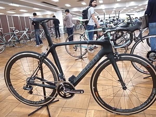 BIANCHI SEMPRE PRO(ビアンキ センプレ プロ)105完成車 2016 ロード