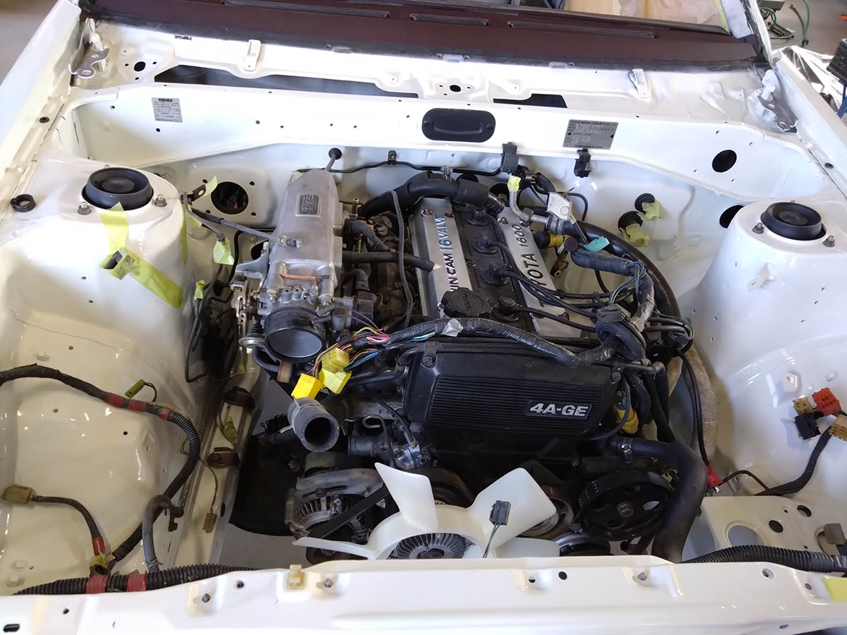 エンジンを搭載、再び火を入れる（PART1）｜AE86 1984 再生