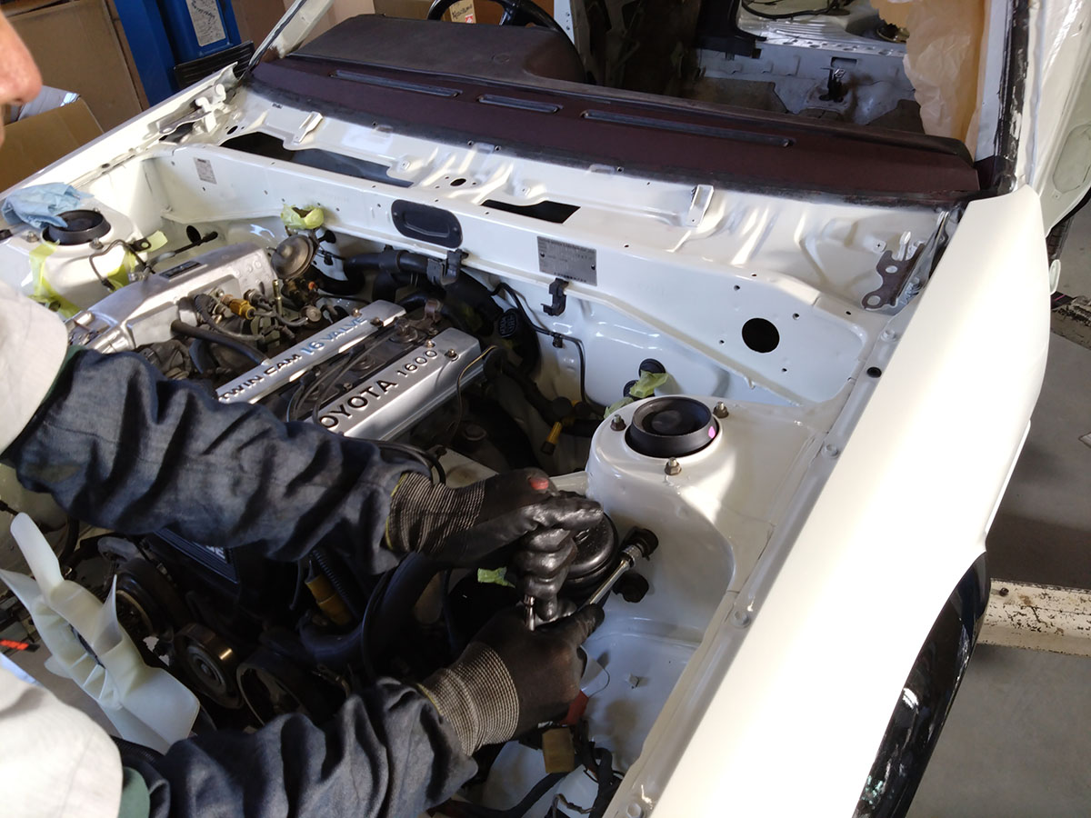 エンジンを搭載、再び火を入れる（PART2）｜AE86 1984 再生