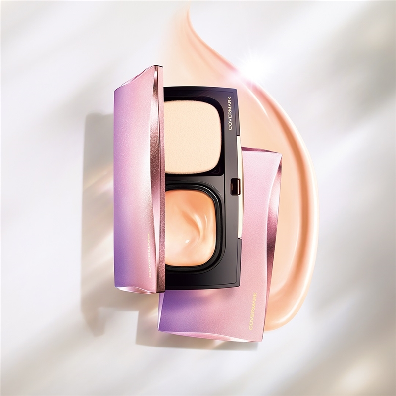 ファンデーション｜シミをカバーするフローレスフィット