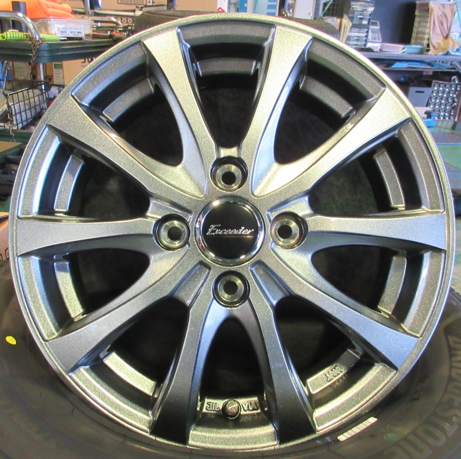 HOT STUFF『Exceeder E07』1piece | ホイール | 商品情報