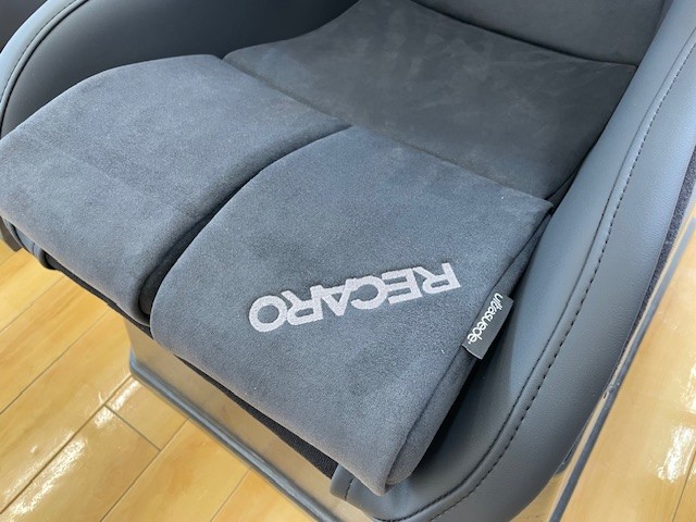 RECARO NEW model RSS到着！！ | スタッフ日記 | コクピット 107 | 車