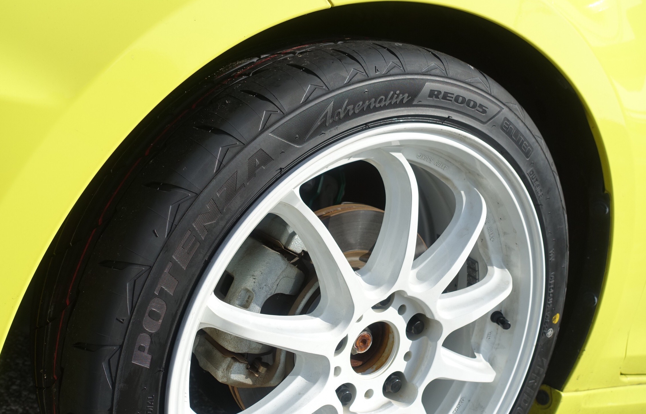 楽しすぎて思わず“ニンマリ”するタイヤが本日から発売開始！「POTENZA