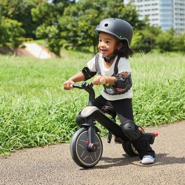 GLOBBER(グロッバー) エクスプローラー トライク 3in1 三輪車/レッド