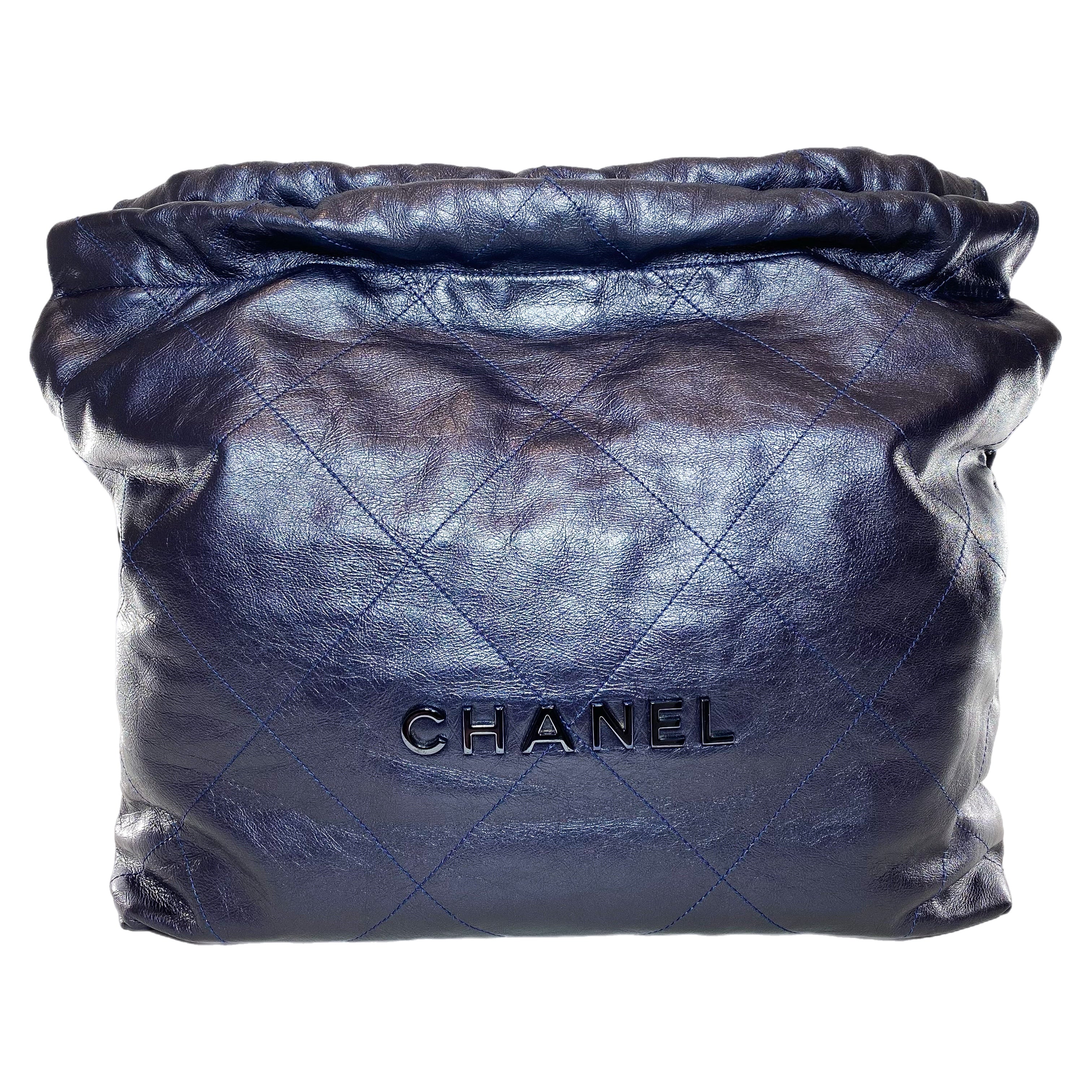 Chanel 22 Quilted Metallic Navy Blue – Consign of the Times ™
