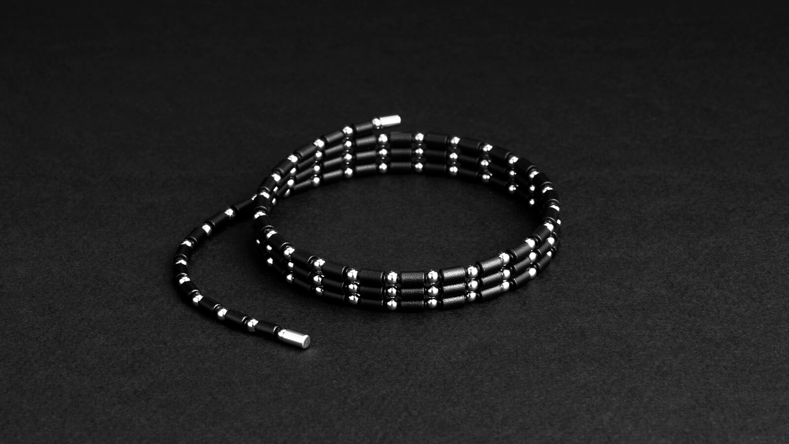 コアフォースは磁気ネックレス？違いや独自のおしゃれなスポーツ