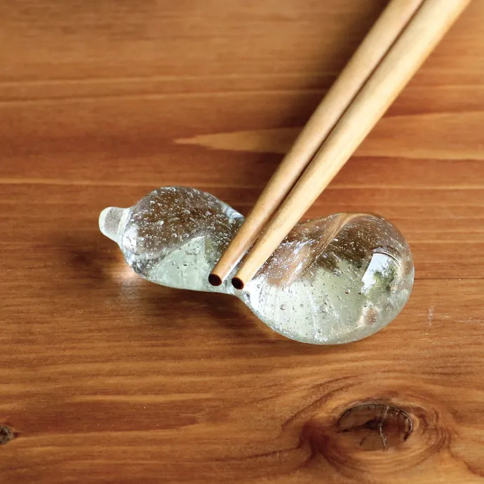 箸置き ひょうたん クリア | 【公式】コスモス食品のオンラインショップ