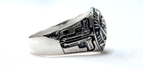 ソードカトラスシルバーリング [ブラック・ラグーン] | キャラクター