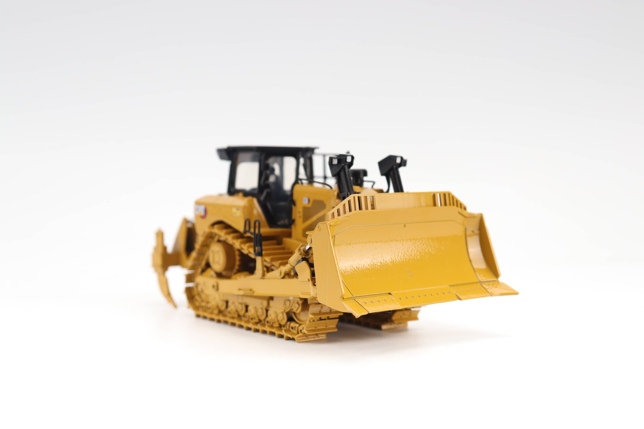 Cat 1:50 D8 Track-Type Tractor 85757 - Cat® Diecast Scale Models