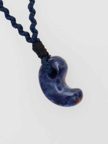 勾玉絹四つ組ネックレス(SODALITE): 『岩座(いわくら)』公式通販