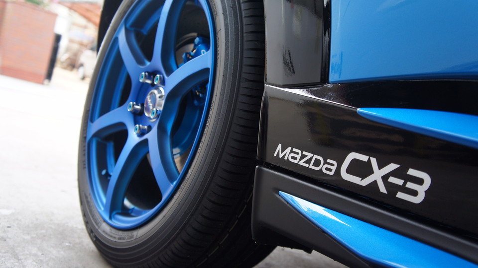 マツダCX-3純正キャリパー塗装＆ローター塗装 COLOR