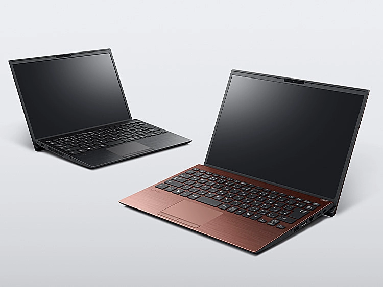 新製品＞＆＜実機レビュー＞順当進化の、13型モバイルノート「VAIO S13