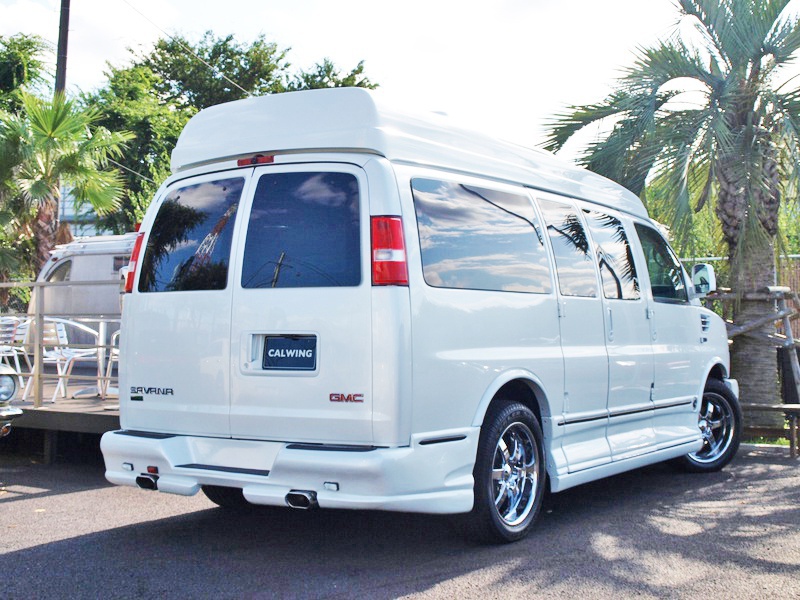 GMC サバナ エクスプローラーVIP VAN リムジンインテリア 特別注文